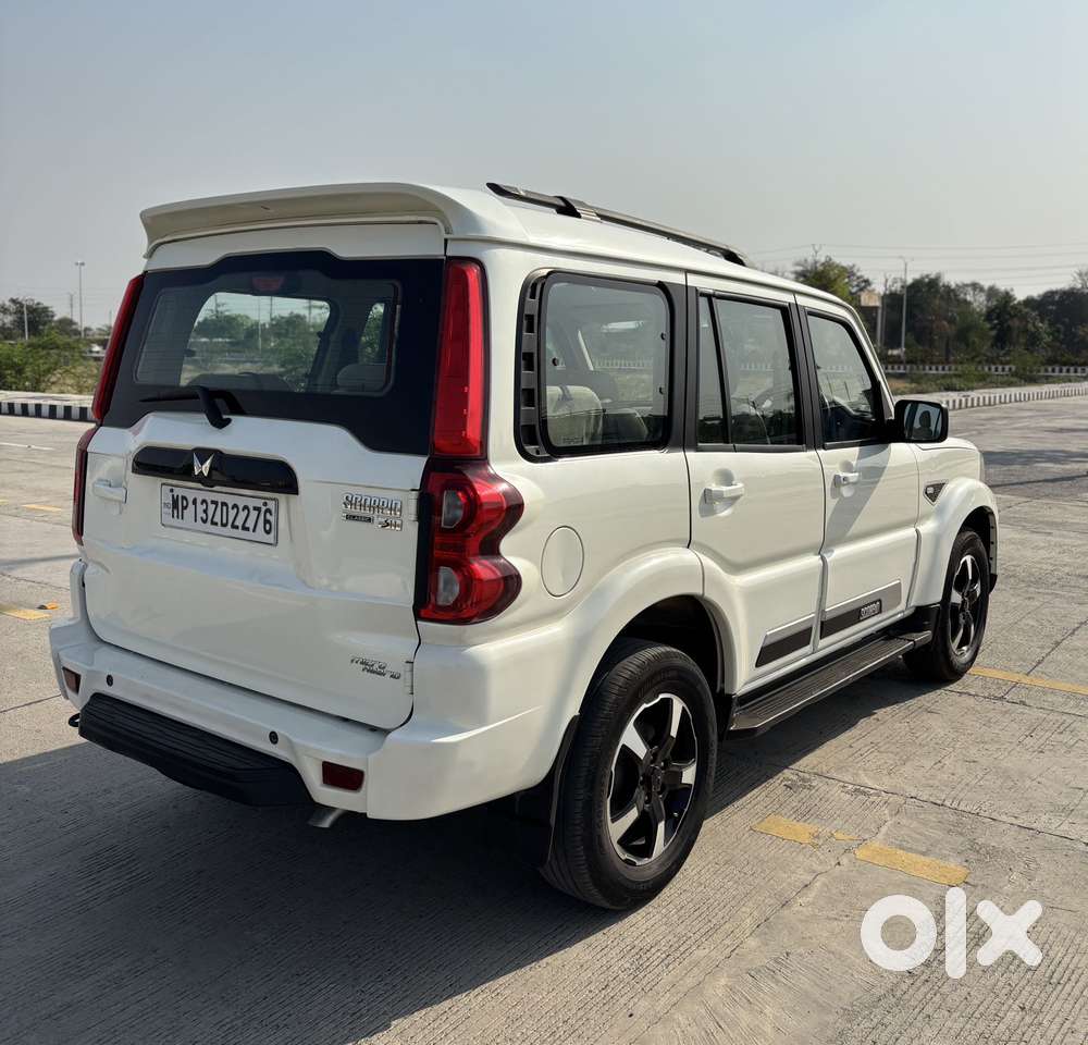 Mahindra Scorpio Classic 2.2 S 11 Mt 7 Str, 2023, Diesel
