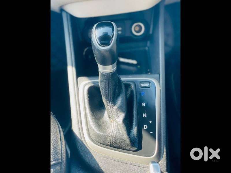 Hyundai Verna 2016-2017 1.6 Vtvt At Sx, 2018