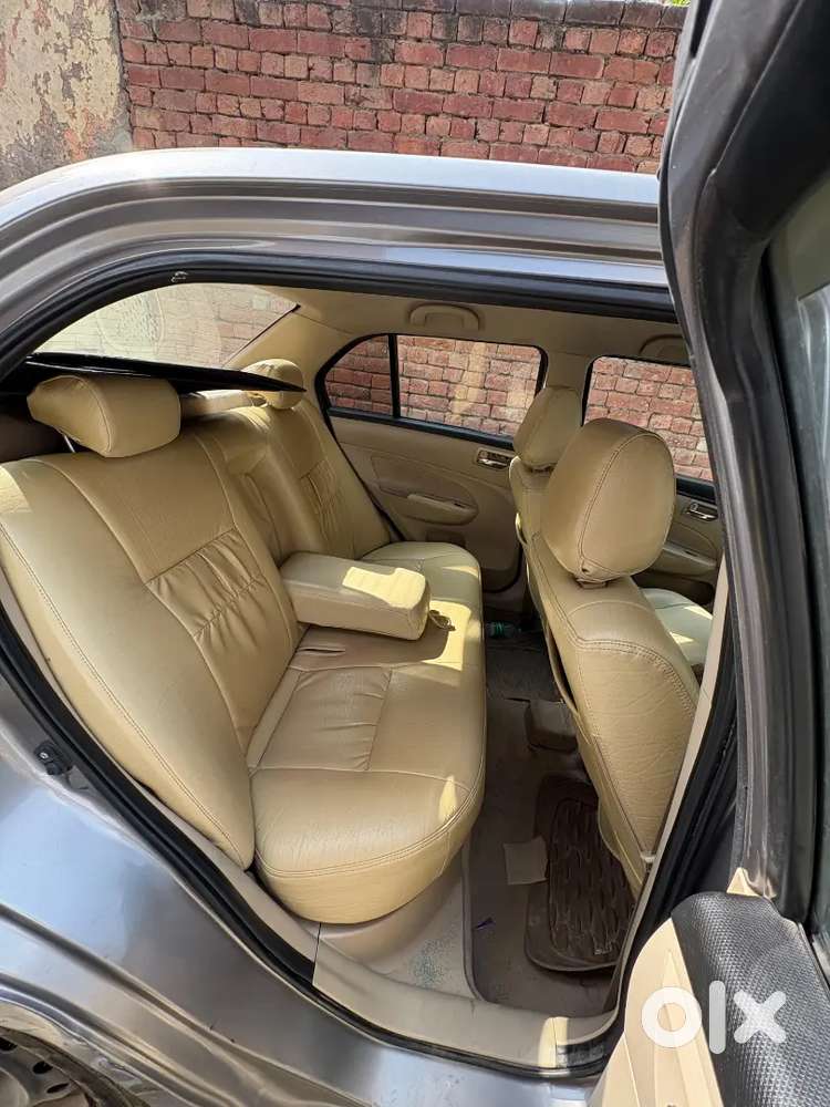 Maruti Suzuki Dzire Vxi December 2013