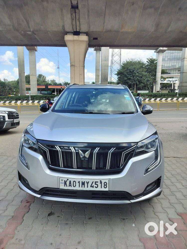 Mahindra Xuv700 2.0 Ax 5 Petrol At Str, 2022, Petrol