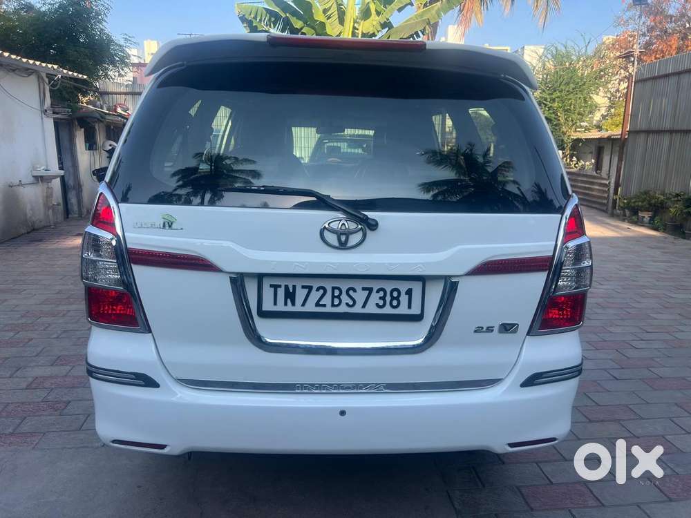 Toyota Innova 2.5 G (diesel) 8 Seater, 2015, Diesel