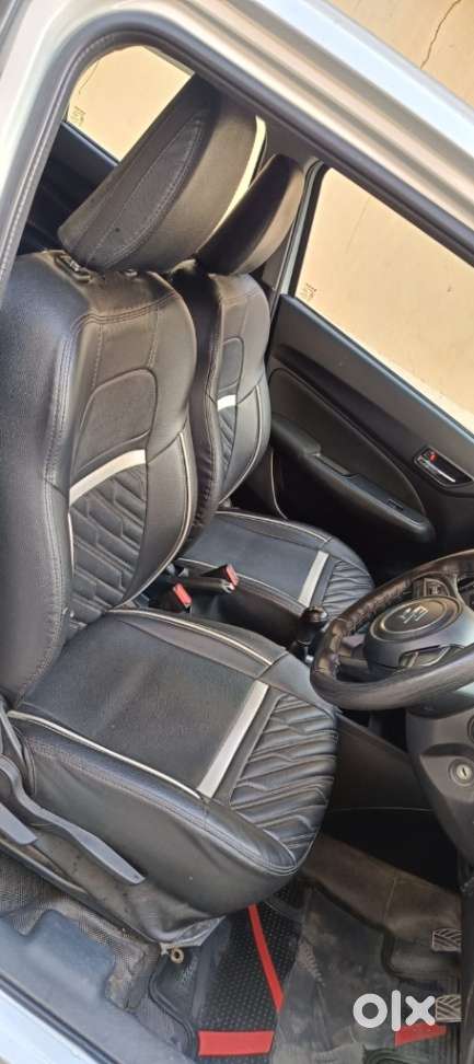 Maruti Suzuki Swift Vxi + Manual, 2021, Petrol