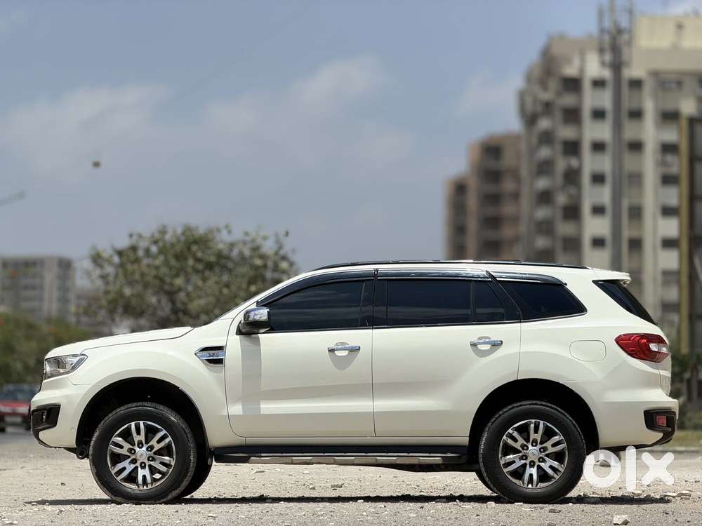 Ford Endeavour 3.2 Titanium At 4x4, 2017, Diesel