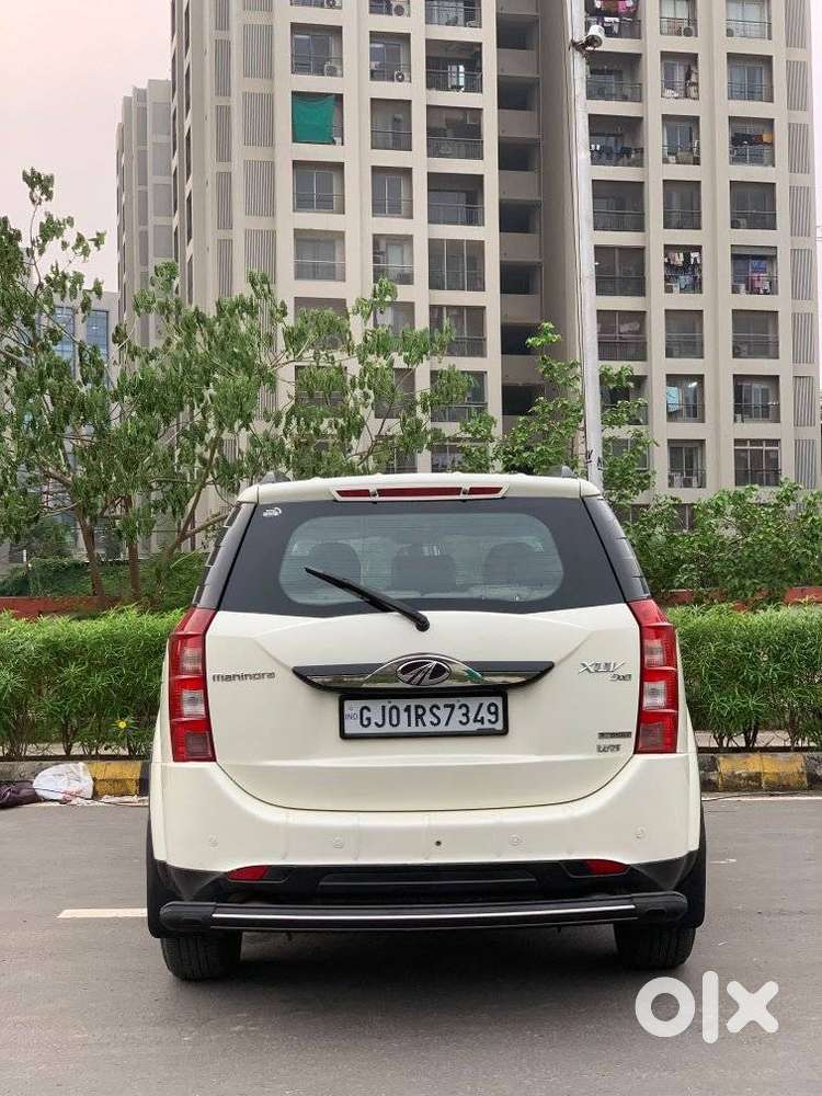 Mahindra Xuv500 At W10 Fwd, 2016, Diesel