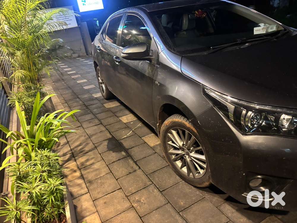 Toyota Corolla Altis 2015