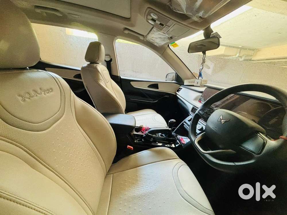 Mahindra Xuv700 Diesel Well Maintained