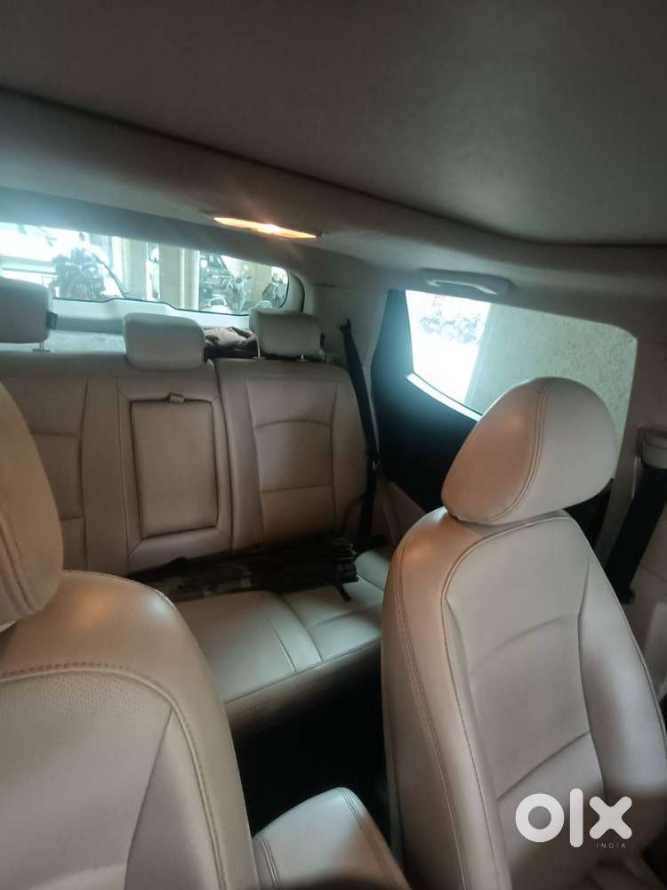 Xuv300 W8 O Petrol Amt