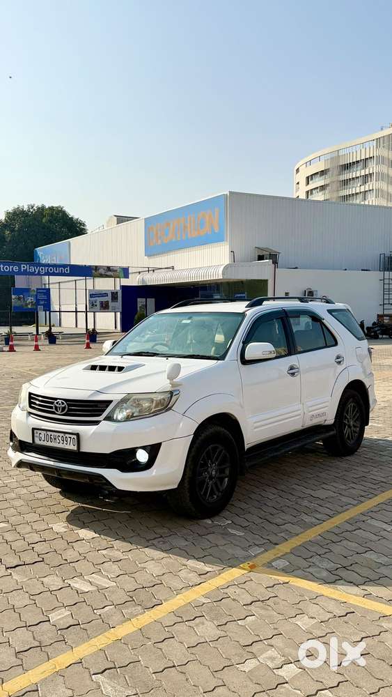 Toyota Fortuner 3.0 4x2 Mt, 2015, Diesel