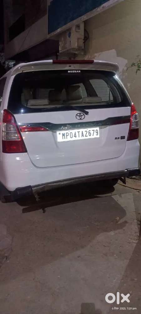 Toyota Innova 2012 Diesel 7 Str