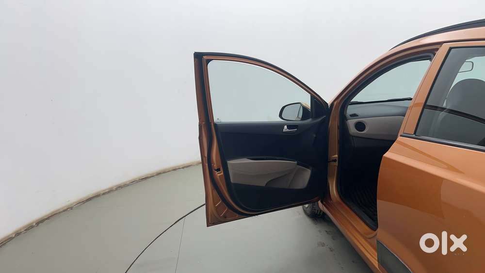Hyundai Grand I10 1.2 Kappa Sportz, 2015, Petrol