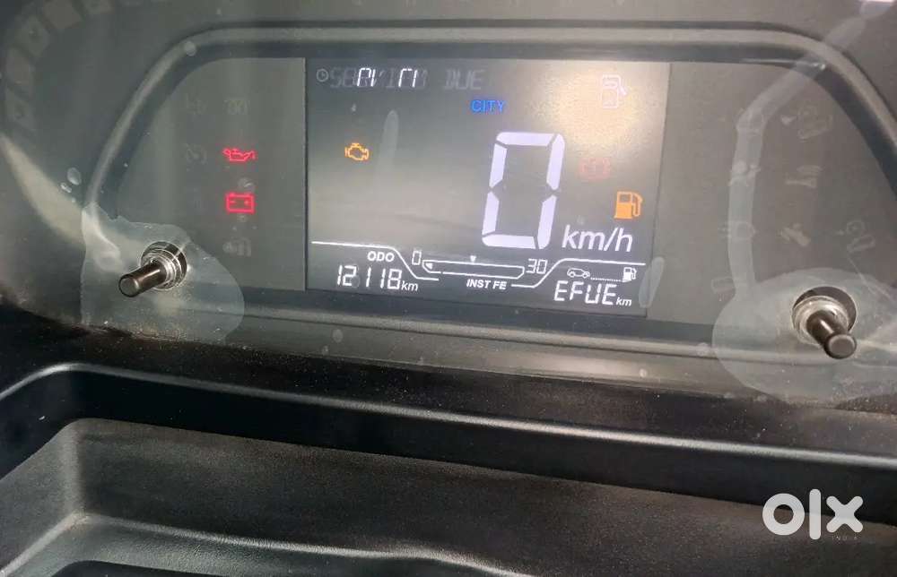 Gadi Me Koi Scratch Nhi Hai Ek Daam Saaf Condition Hai