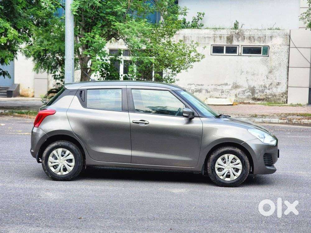 Maruti Suzuki Swift 2018 Amt Vxi, 2018, Petrol