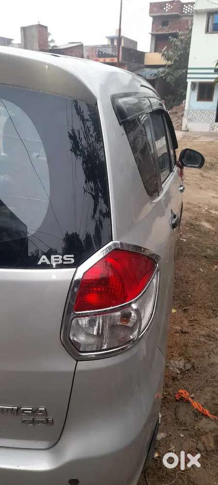 Maruti Suzuki Ertiga 2013 Diesel 140000 Km Driven