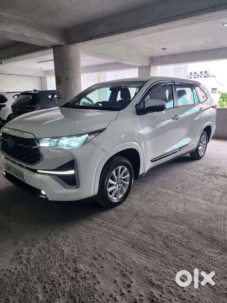 Toyota Innova Hycross 2.0 G-slf 7 Str, 2025, Petrol