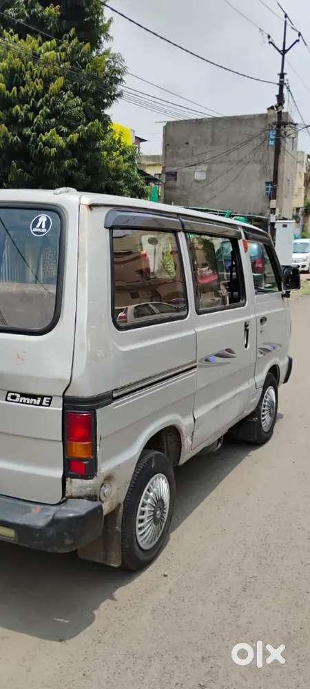 Maruti Suzuki Omni 2014