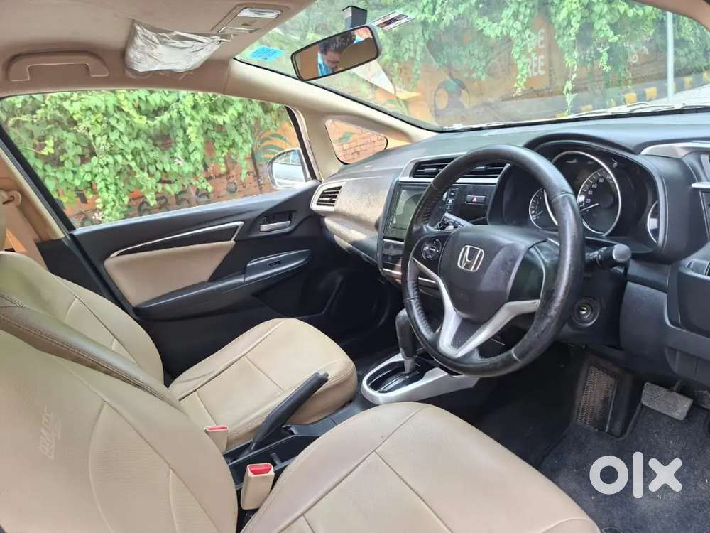 Honda Jazz 2016 Petrol 71500 Km Driven