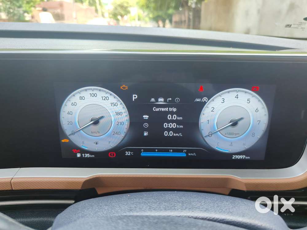 Hyundai Alcazar Signature 1.5 Petrol Dct 6str, 2024, Petrol