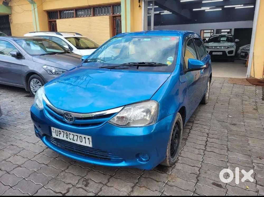 Toyota Etios Liva, 2013, Petrol