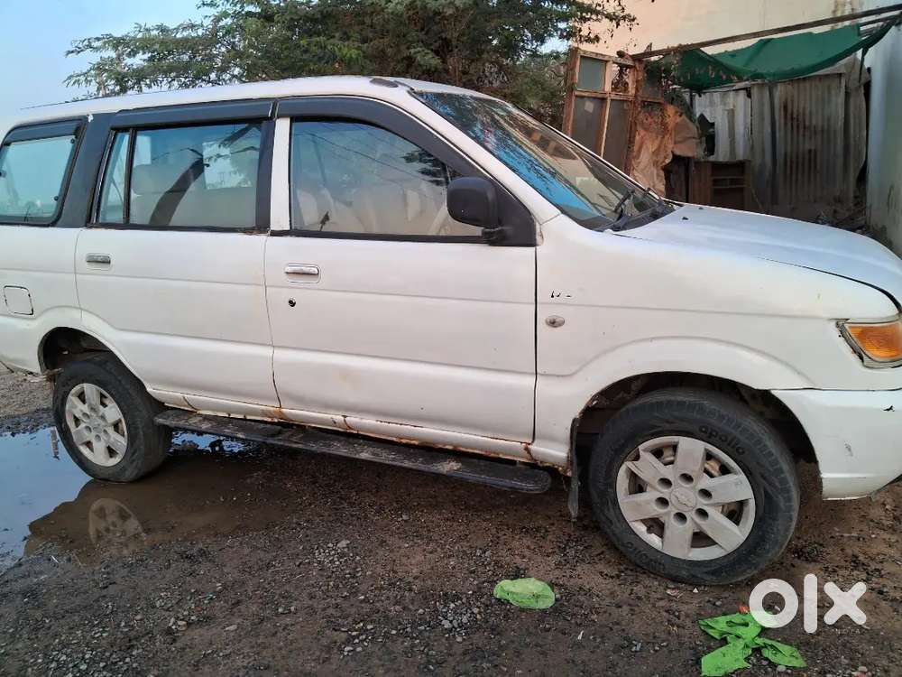 Chevrolet Tavera Lt 2012