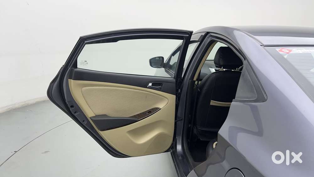 Hyundai Verna Fluidic 1.6 Vtvt Sx Automatic, 2014, Petrol