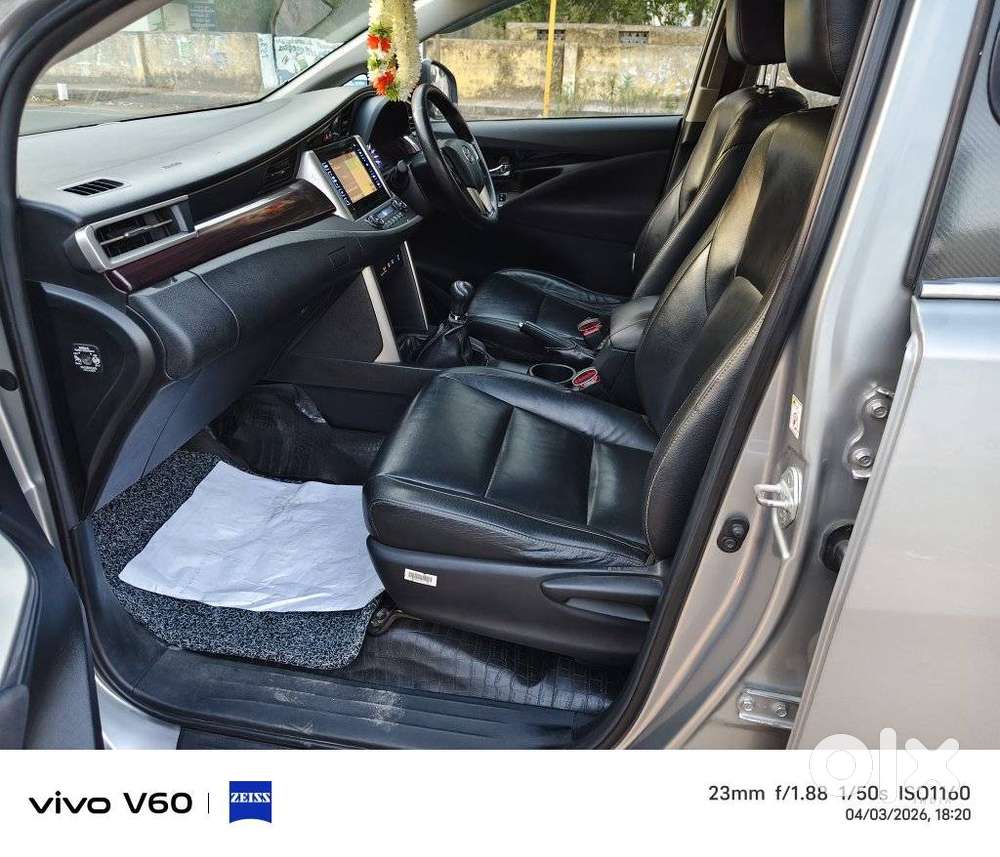 Toyota Innova Crysta [ ] 2.4 Zx At 7 Str, 2016, Diesel