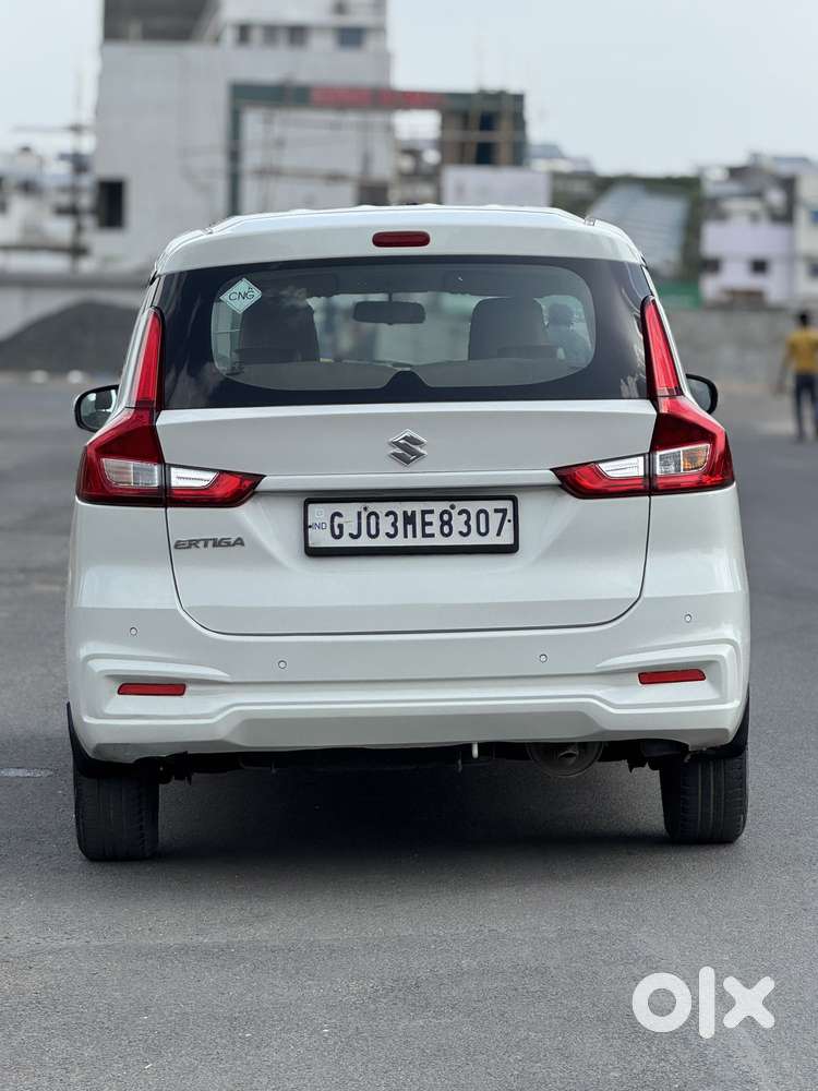 Maruti Suzuki Ertiga 2022-2023 Vxi Cng, 2022, Cng & Hybrids