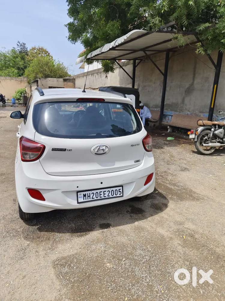 Hyundai Grand I10 Sportz 2017  Excellent Condition  Well Maintained