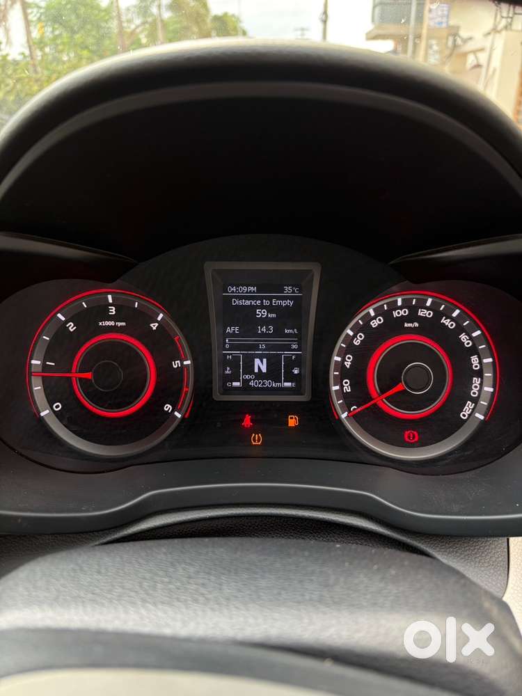 Mahindra Xuv300 Diesel 2021 W8 O Amt