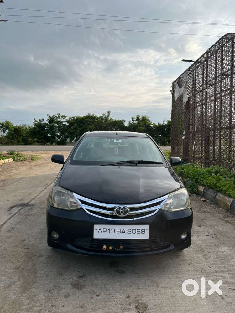 Toyota Etios Petrol 2012