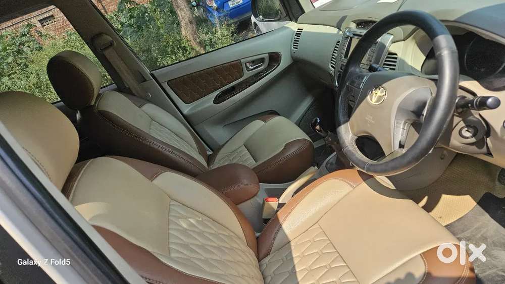 Toyota Innova V 2012 Diesel 8 Seater