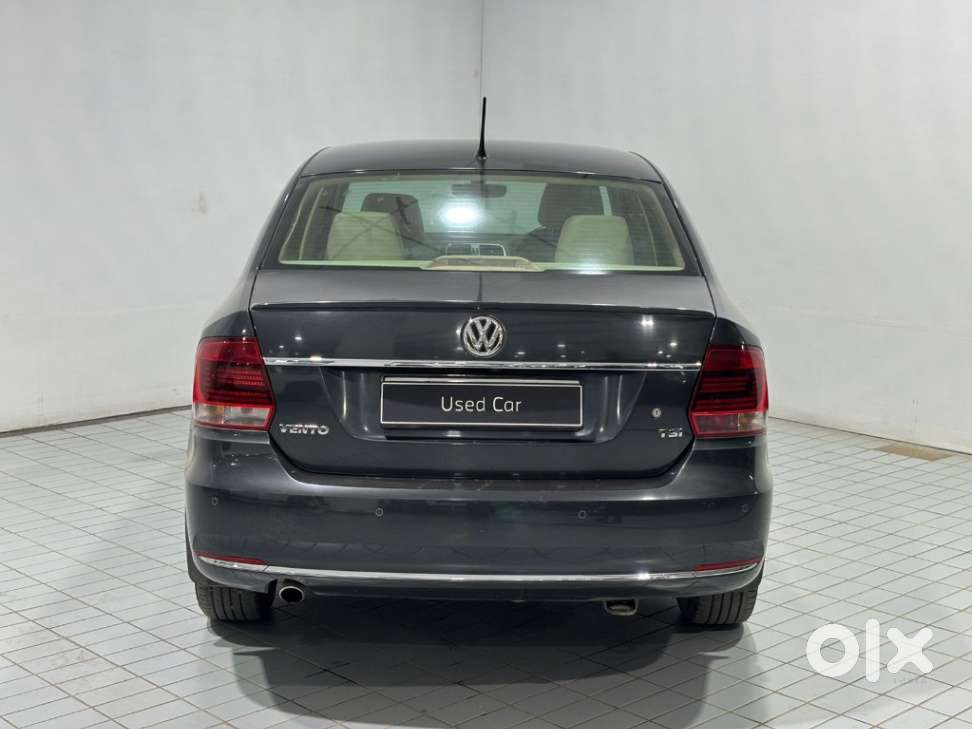 Volkswagen Vento 1.2 Tsi Highline Plus At, 2018, Petrol