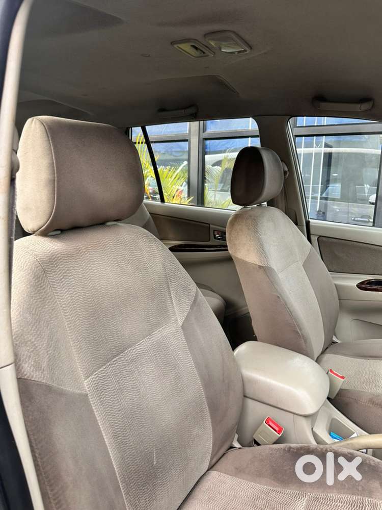 Toyota Innova Diesel 2014