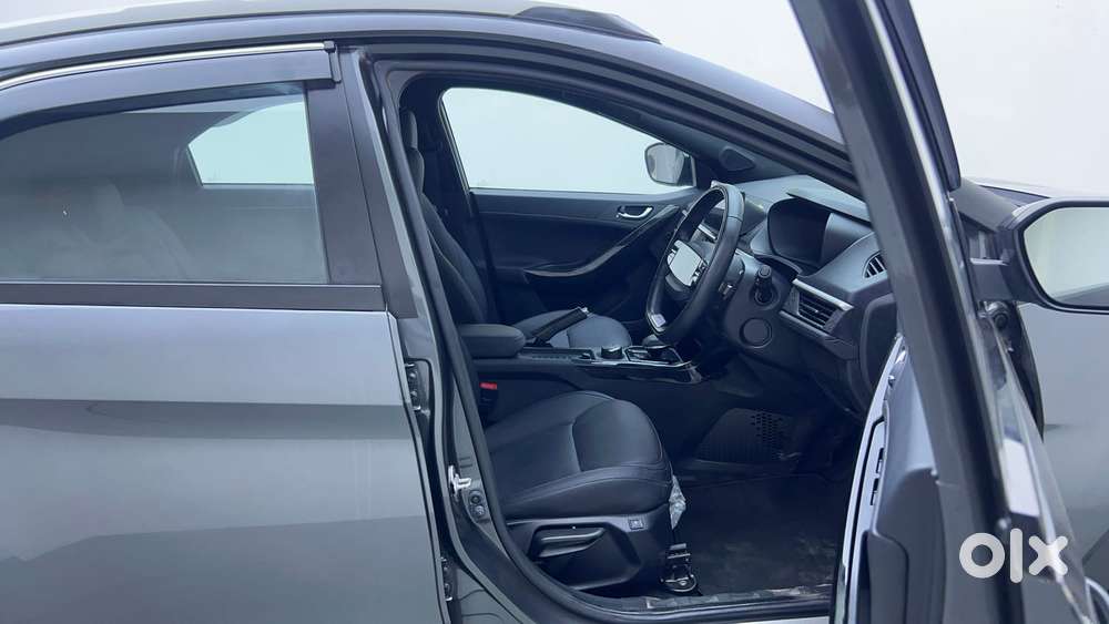 Tata Nexon Fearless Plus S 1.2 Revotron Petrol 7 Dca Dt, 2024, Petro..