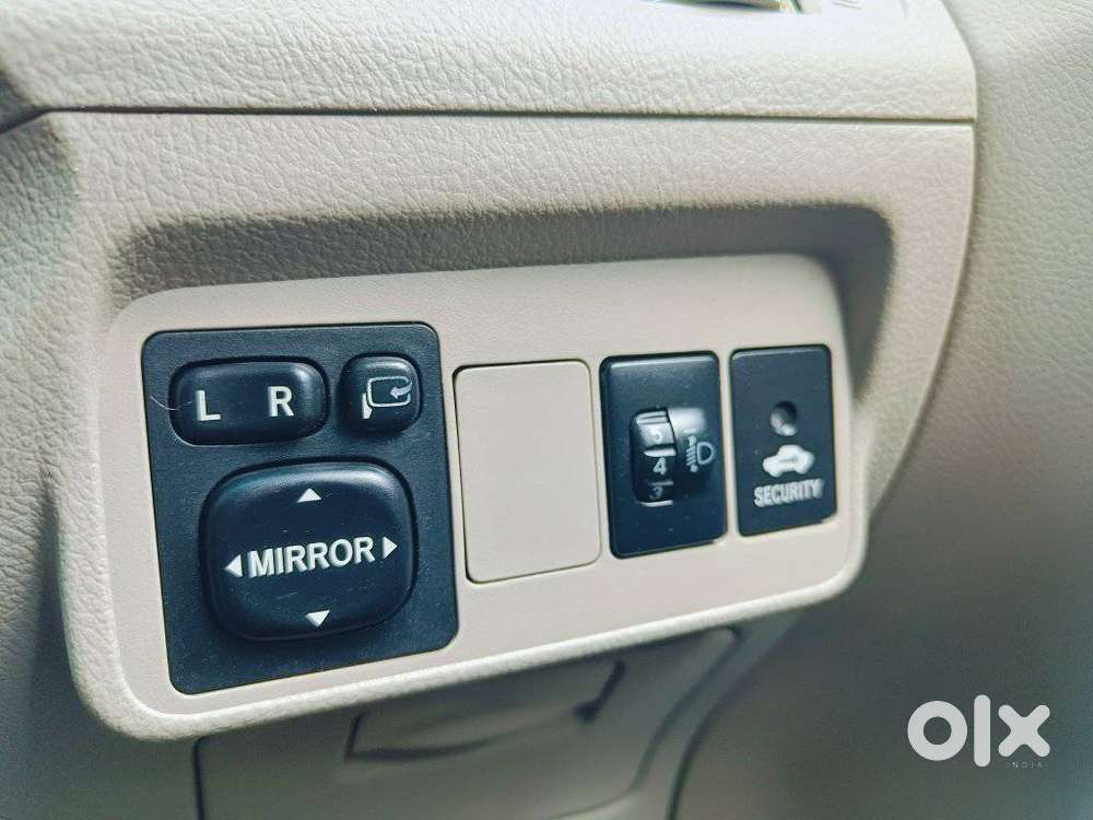 Toyota Corolla Altis G, 2013, Petrol