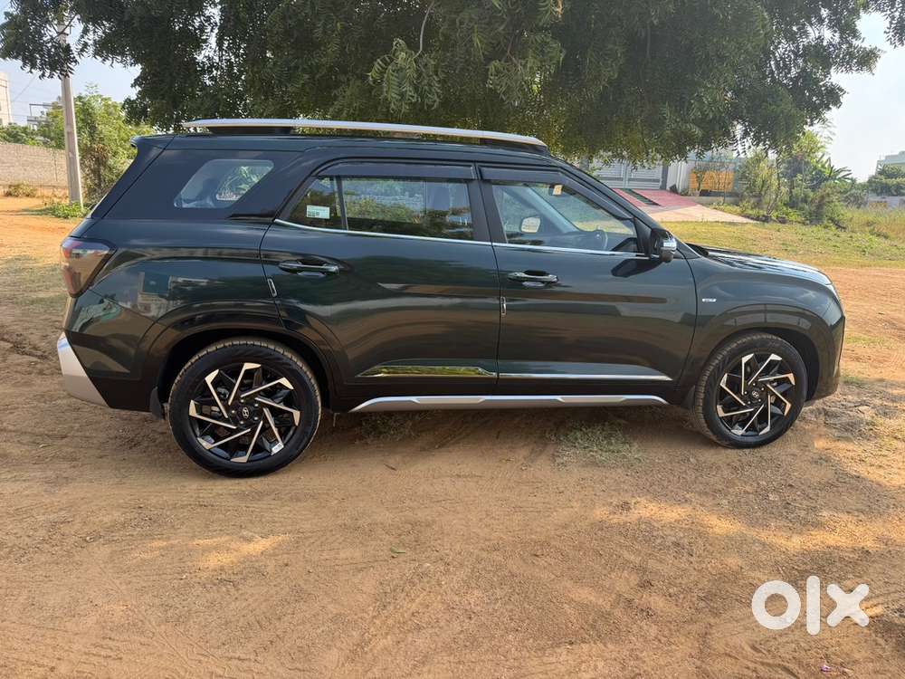 Hyundai Alcazar 2025 Petrol 7000 Km Driven