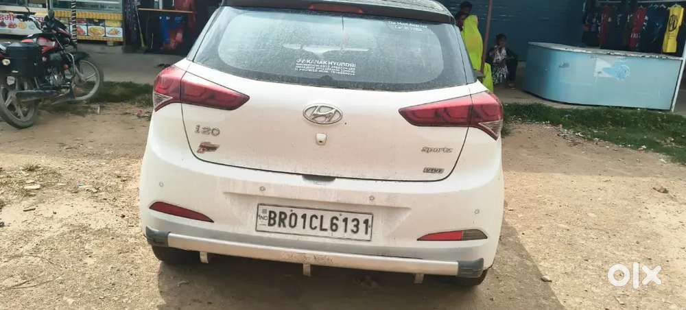 Hyundai I20 Sportz Petrol 2015