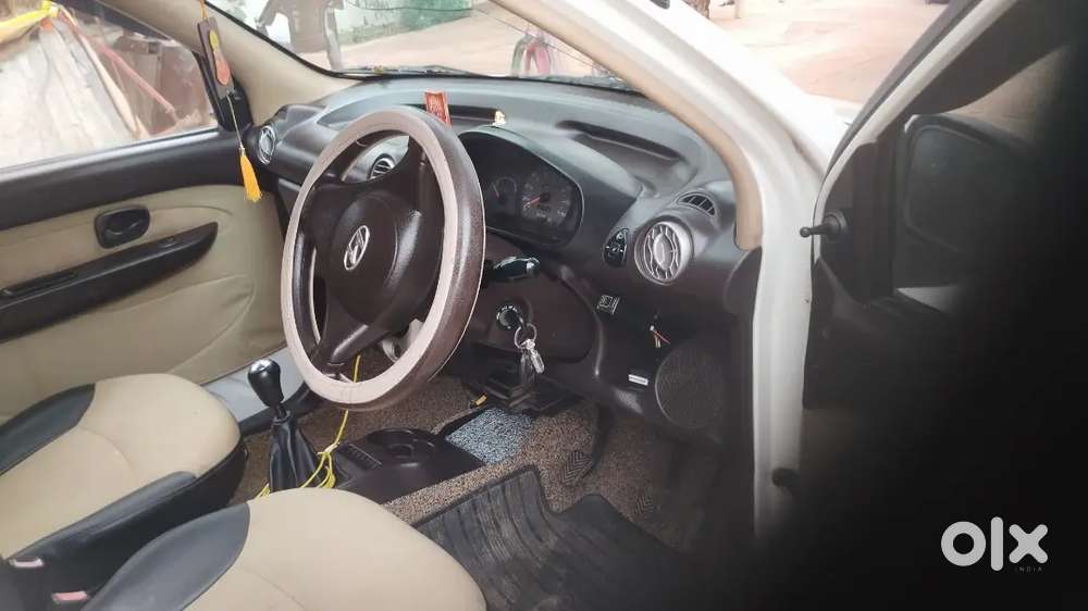 न्यू टायर न्यू बीमा सीएनजी चालू एसी चालू म्यूजिक चालू न्यू बैट्री