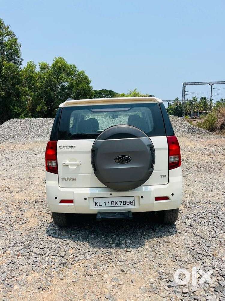Mahindra Tuv 300 T10, 2018, Diesel
