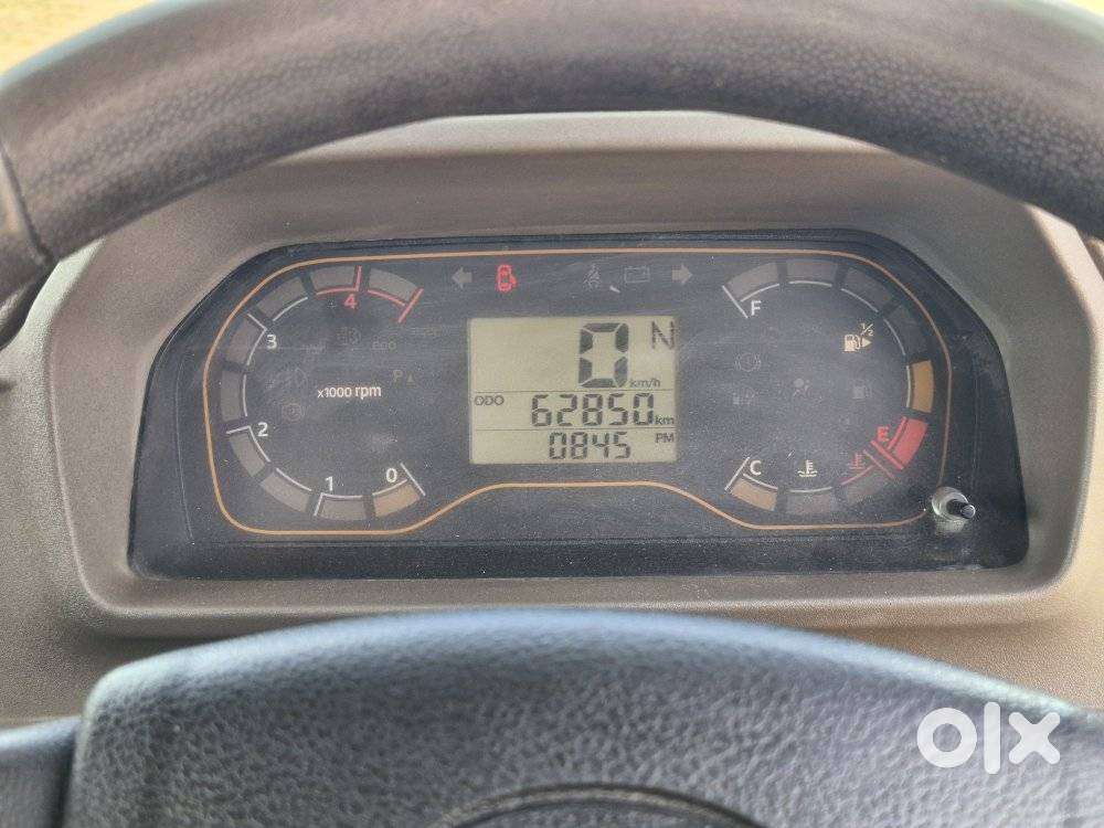 Mahindra Bolero Diz, 2023, Diesel