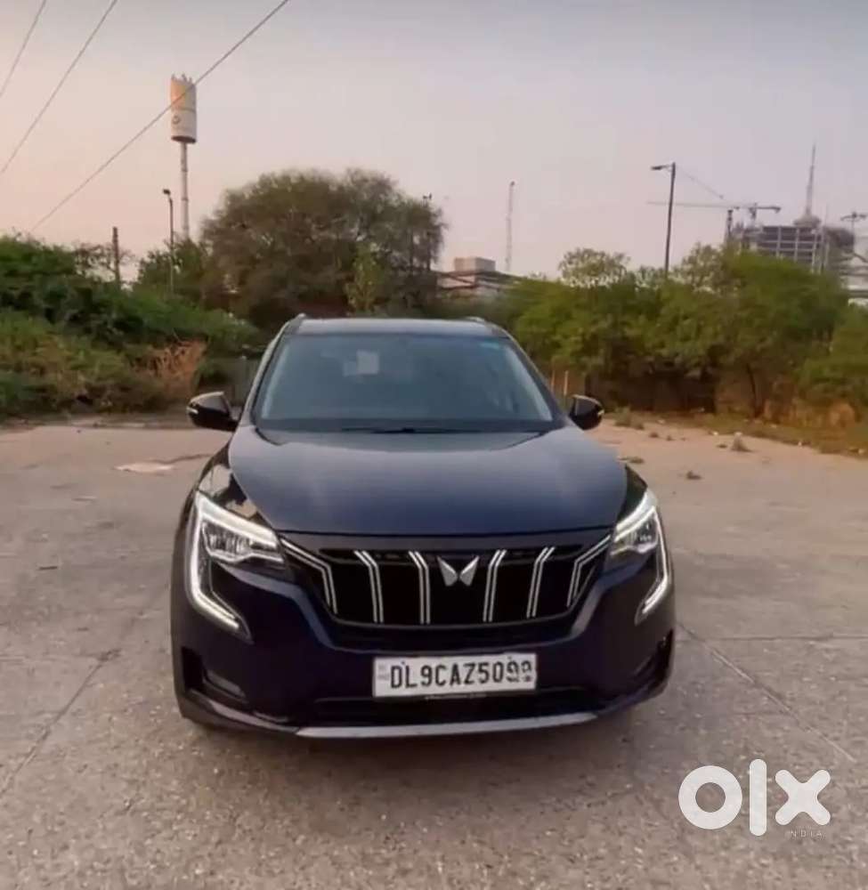 Brand New Mahindra Xuv 2026 Automatic Ax5 7 Seater Black Color