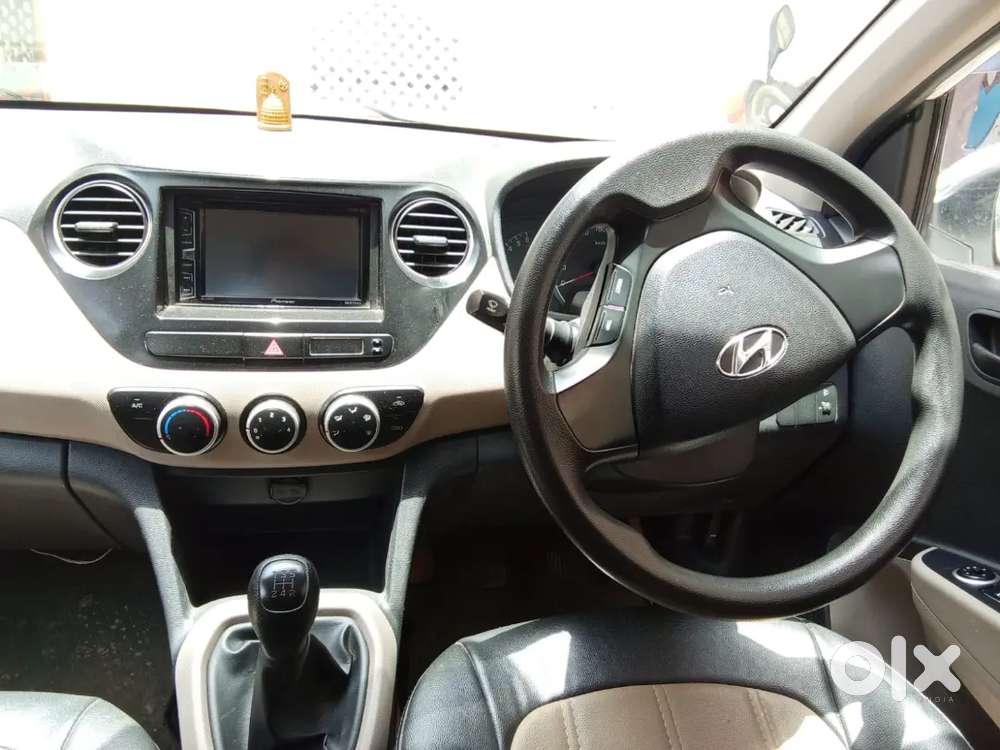 Hyundai Grand I10 2016 Top Model