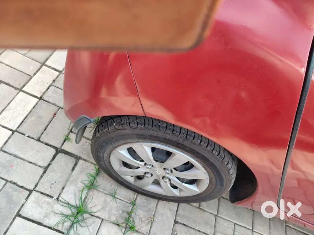 Hyundai Eon Magna Petrol Manual 2012 Variant