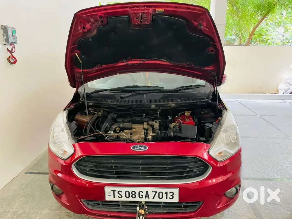 Full Insurance Upto 2027 Jan
Meilage In City 25 Highway 30  Alr