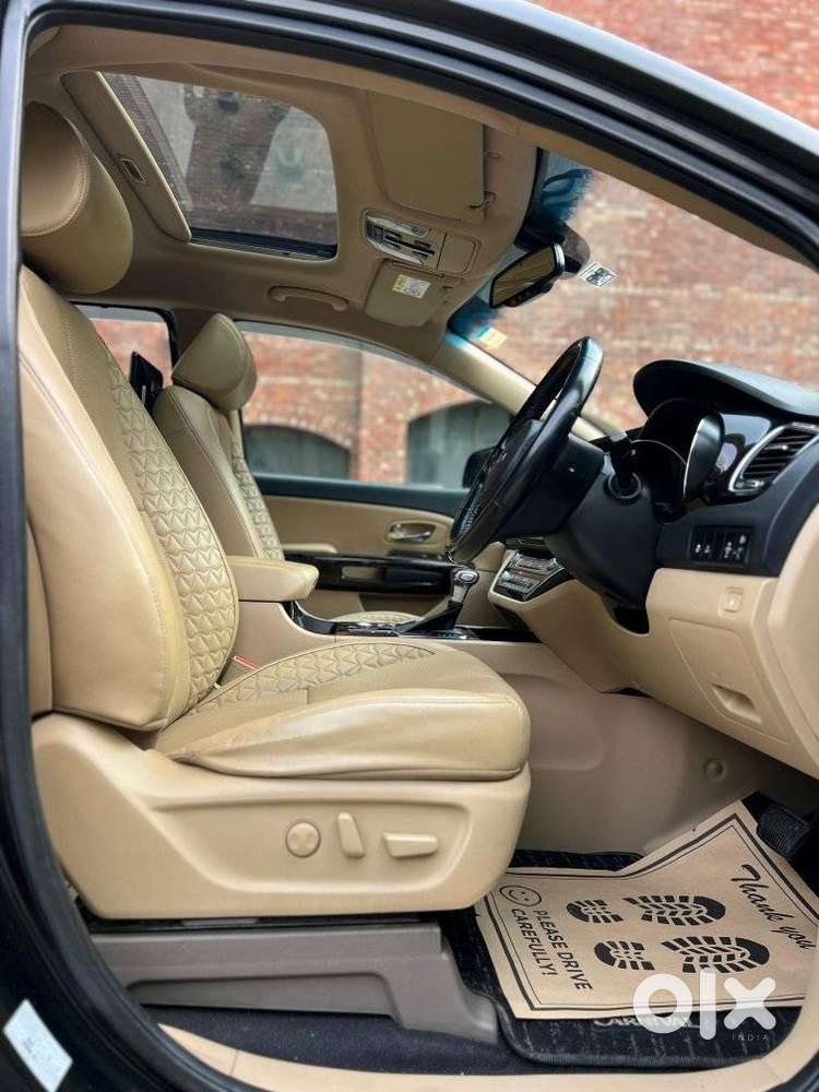 Kia Carnival Limousine Plus 7 Str, 2022, Diesel