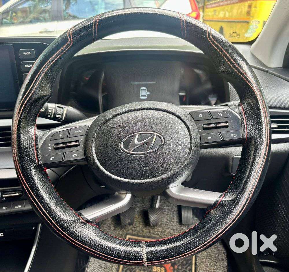 Hyundai Elite I20 Sportz (o) 1.2 Mt, 2022, Petrol