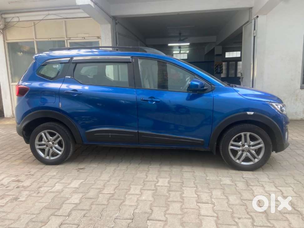 Renault Triber Rxz, 2021, Petrol