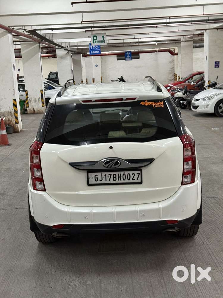 Mahindra Xuv500 2.2 W10 Sportz Edition Mt, 2017, Diesel
