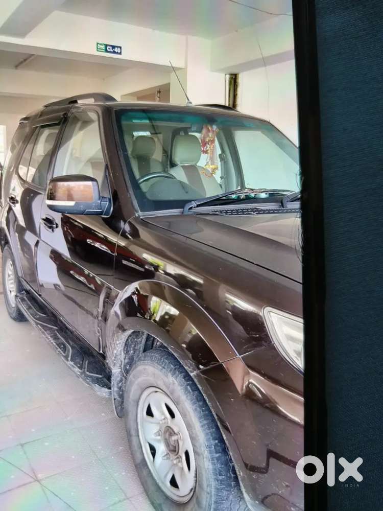 Tata Safari Storme 2014