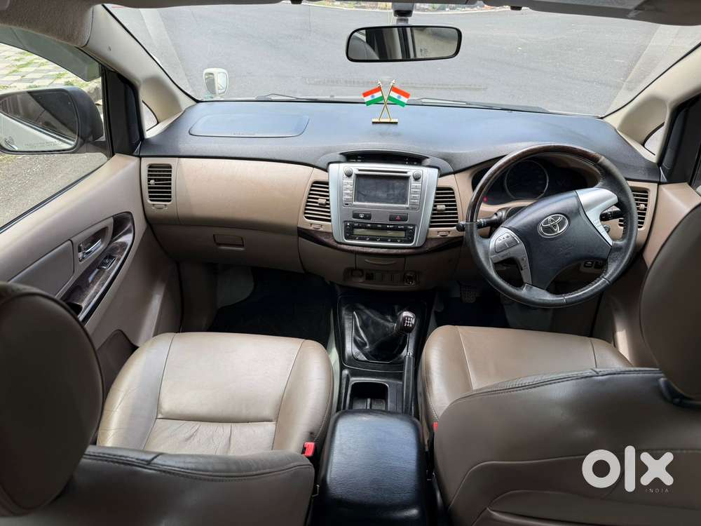 Toyota Innova 2.5 Z Diesel 7 Seater, 2015, Diesel