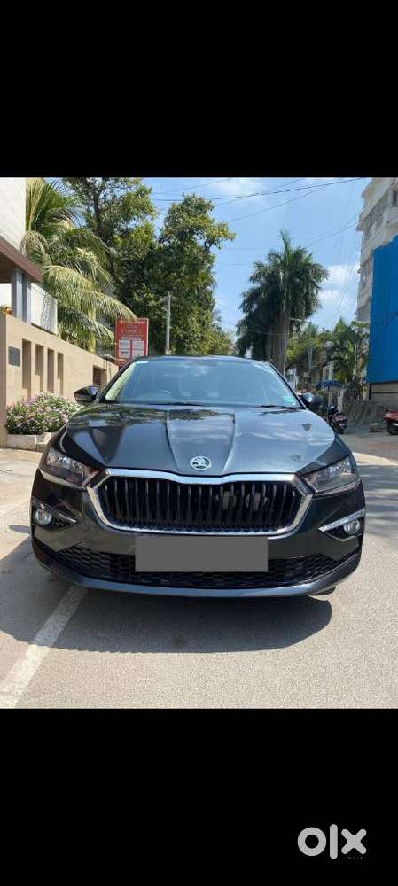 Skoda Slavia 1.0 Ambition Tsi At, 2023, Petrol